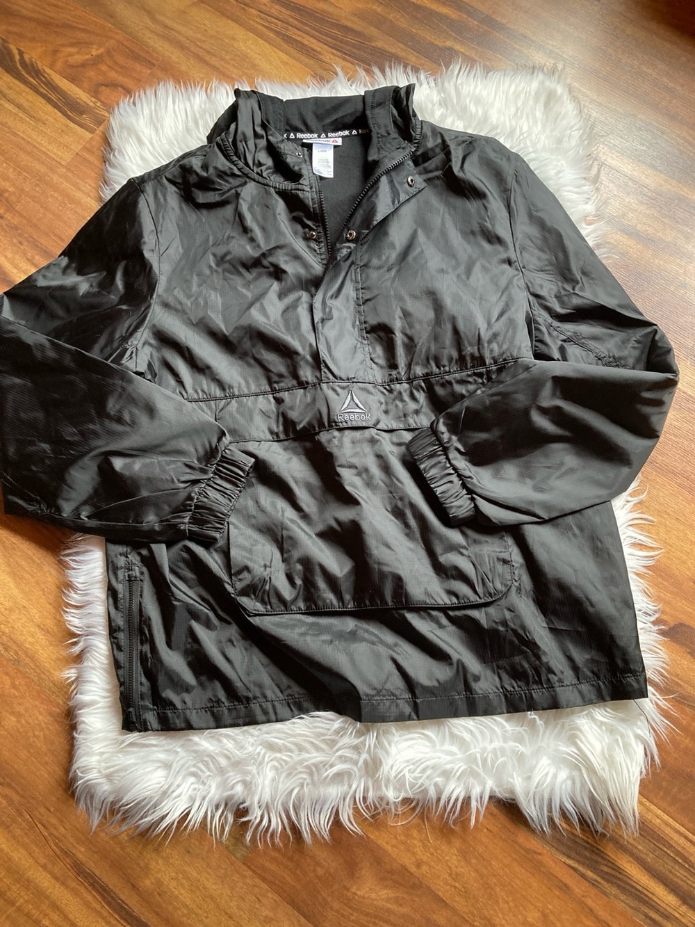Reebok Large black polyester partial zip hooded windbreaker jacket